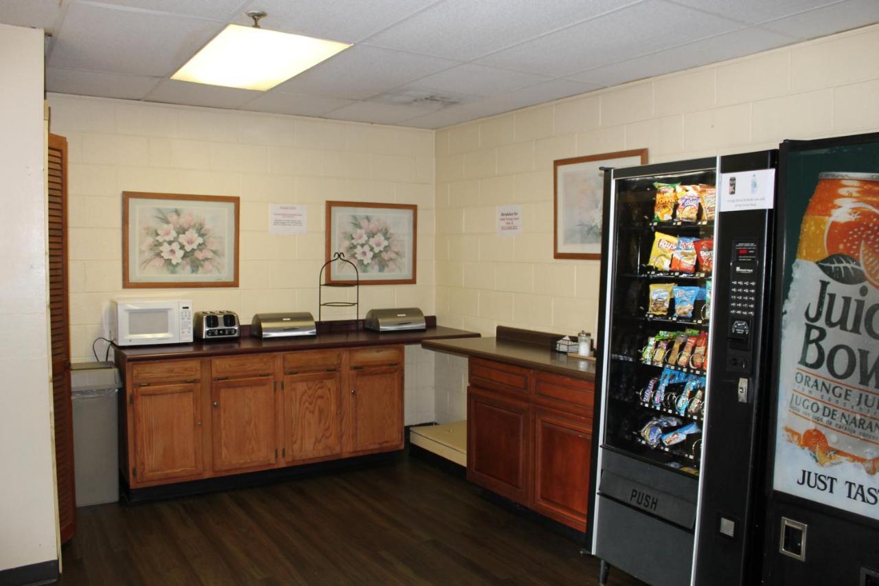 Scottish Inn Knoxville Extérieur photo