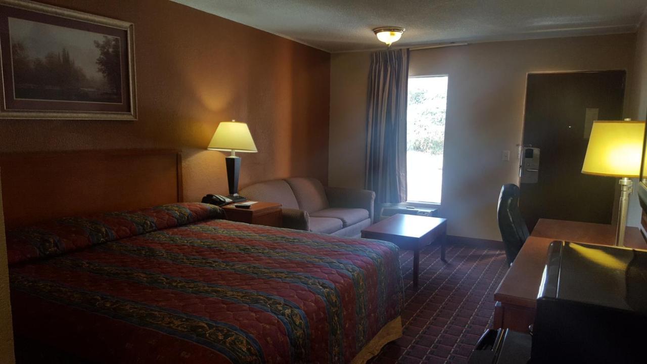 Scottish Inn Knoxville Extérieur photo